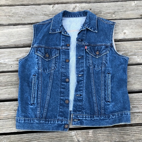 Levi’s denim vest